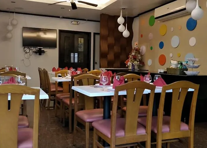 ホテル Dumdum Medical Plaza And Residences Toledo